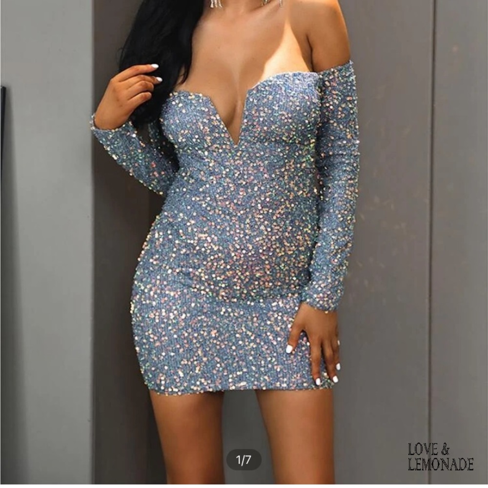 Selling my birthday dress!!